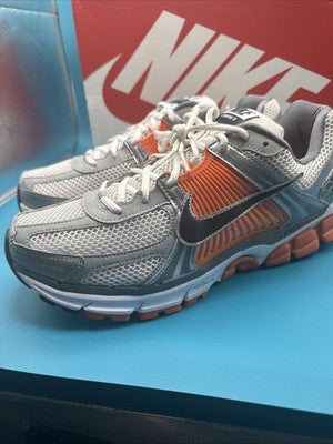 Nike ZOOM VOMERO 5 Platinum/orange Men’s Size 10 Brand  New!!!
