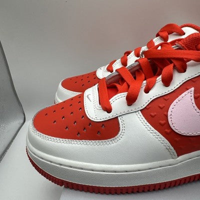 Air Force 1 Valentines 2025 Ladies Size 8 Brand New !