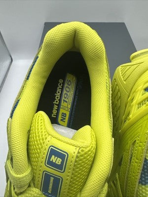 Size 9.5-New Balance 1906R Polka Dot Pack - Tea Tree
