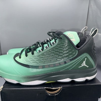 Size 12- - Jordan CP3.VI AE Green Glow Very Rare!
