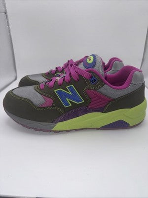Size 10 - New Balance Stray Rats x 580 Tribute to 2007 - Dark Moss