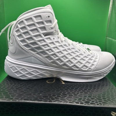 Kobe 3 Protro Mens Size 12-Brand New !