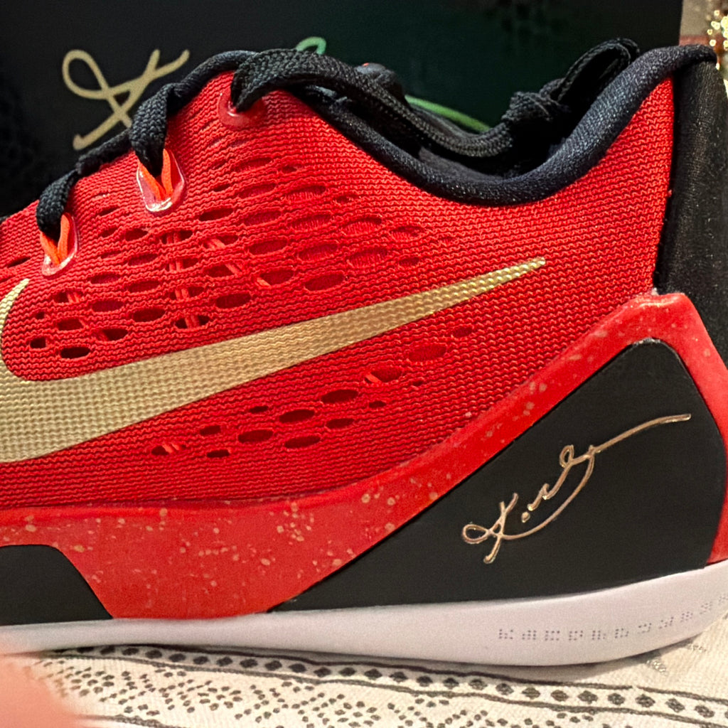 Kobe IX EM PROTRO MENS SIZE 11 BRAND NEW!