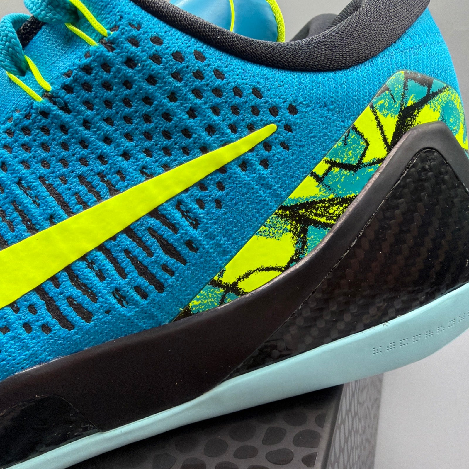 Kobe 9 Elite Protro low "Perspective" Men's size 10