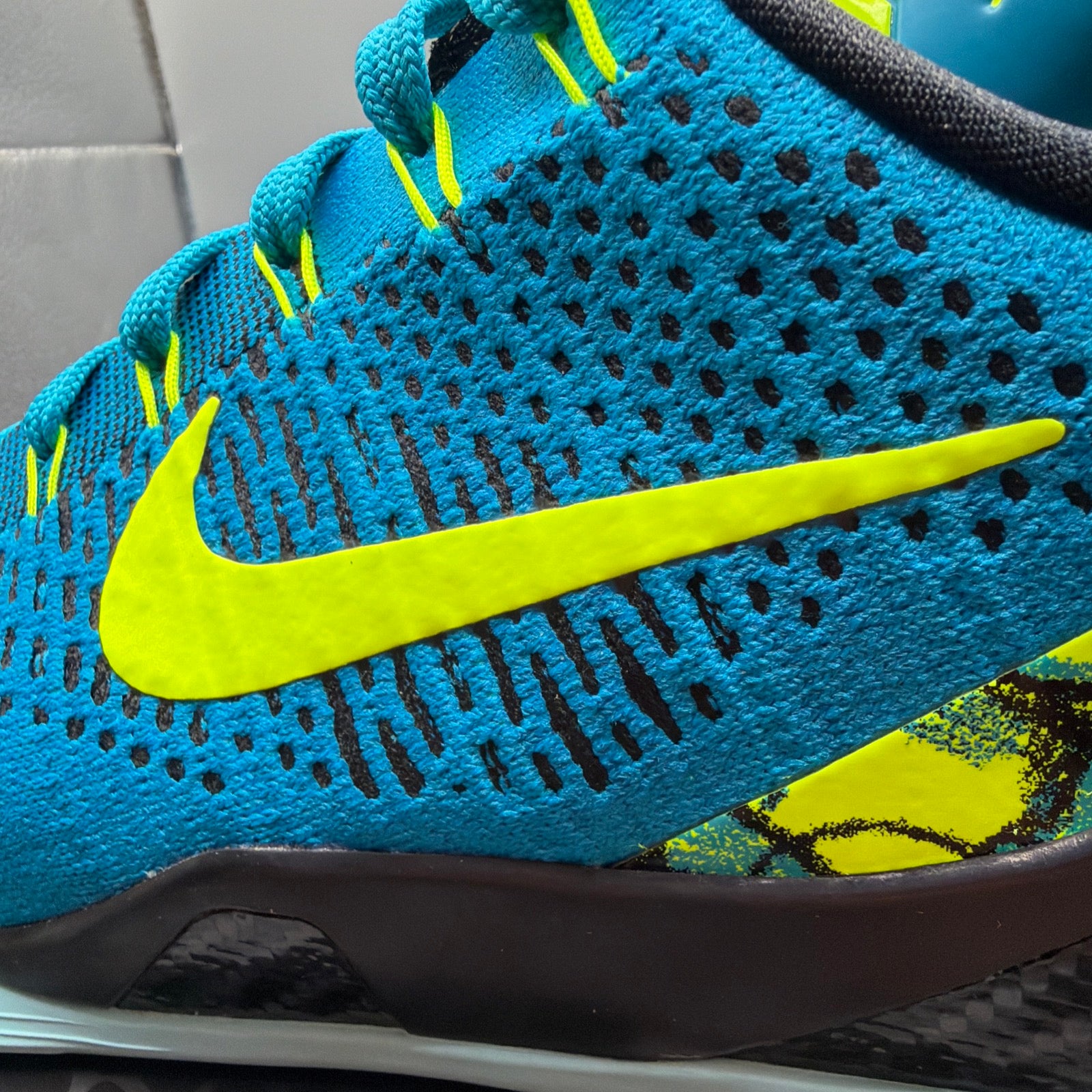 Kobe 9 Elite Protro low "Perspective" Men's size 10