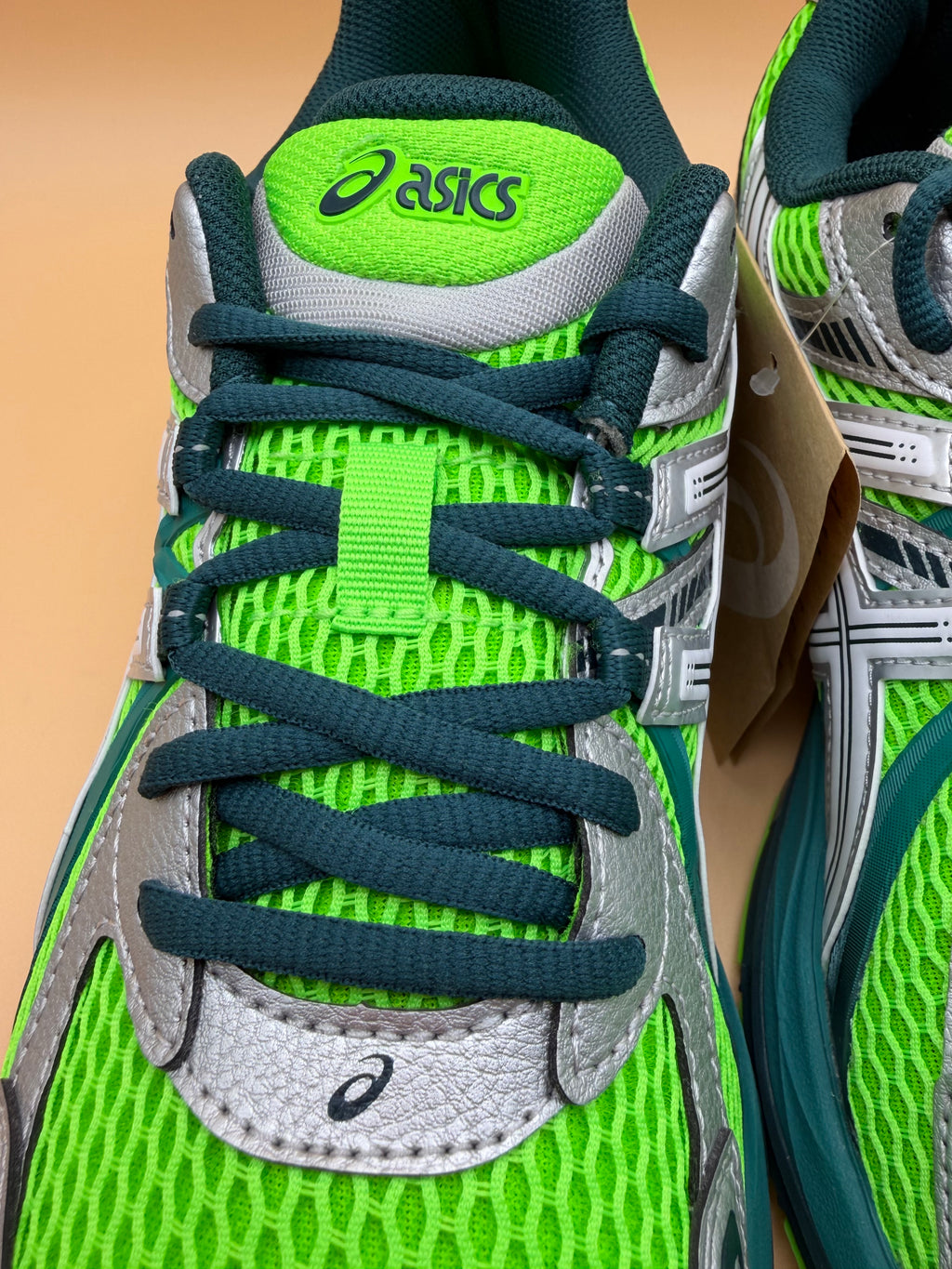 Asics Gel Sekiran green gecko Mens Brand new!!