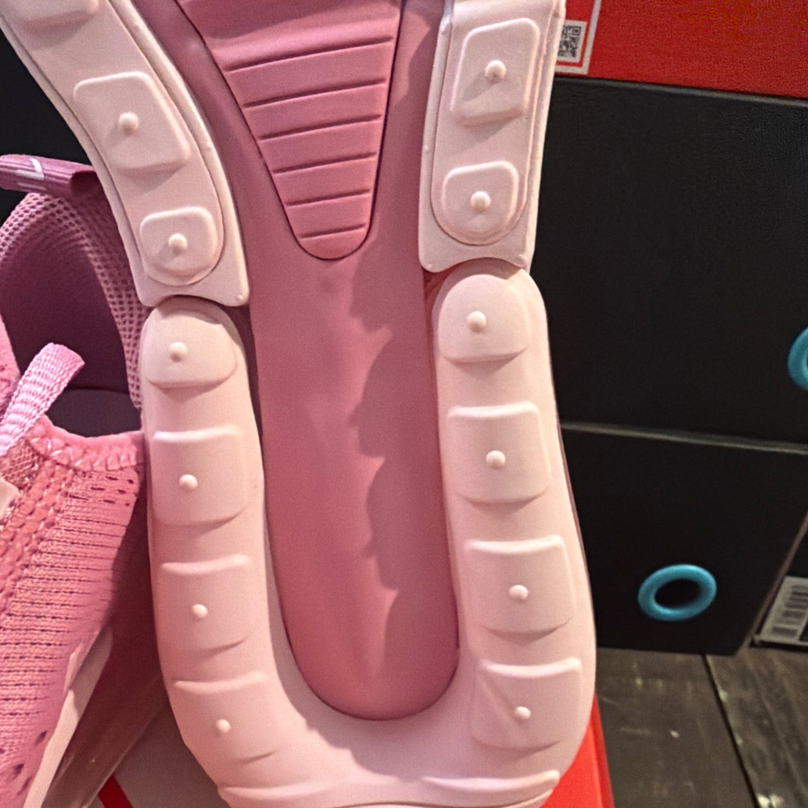 Air Max 270 BG pink