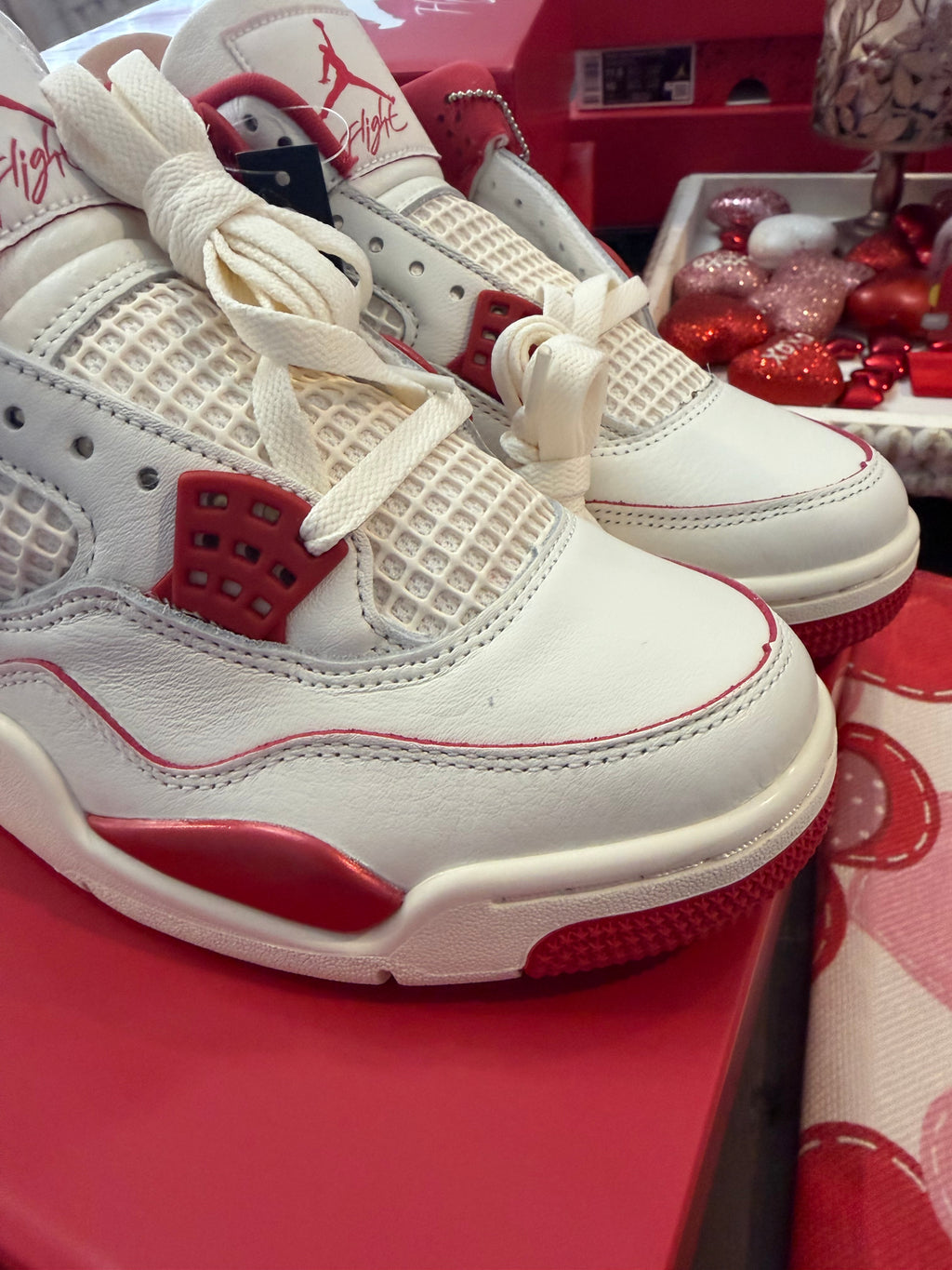 JORDAN 4 "VALENTINES DAY" BRAND NEW!