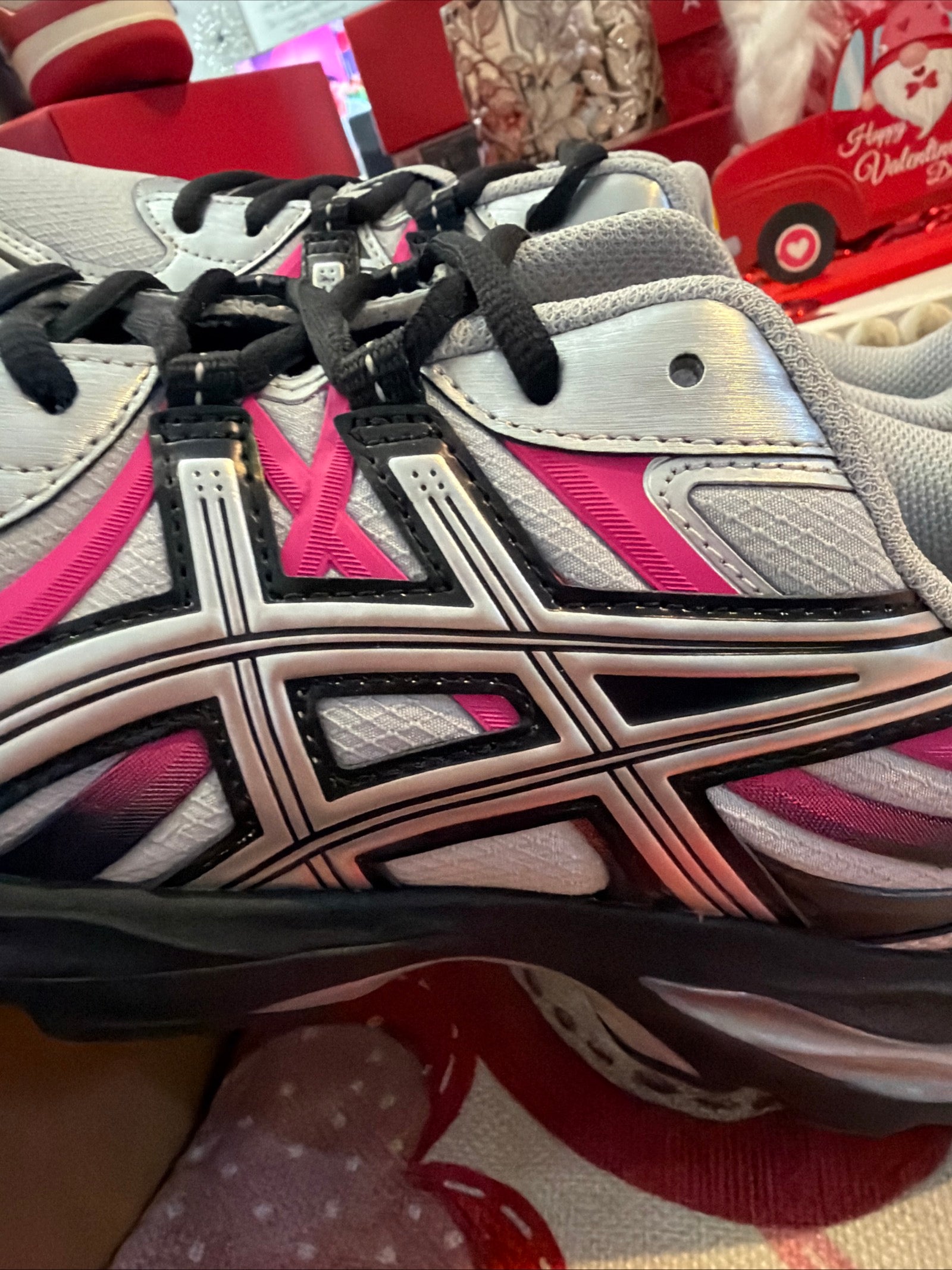 Asics Gel Sekiran Mens shoe Rare color way!