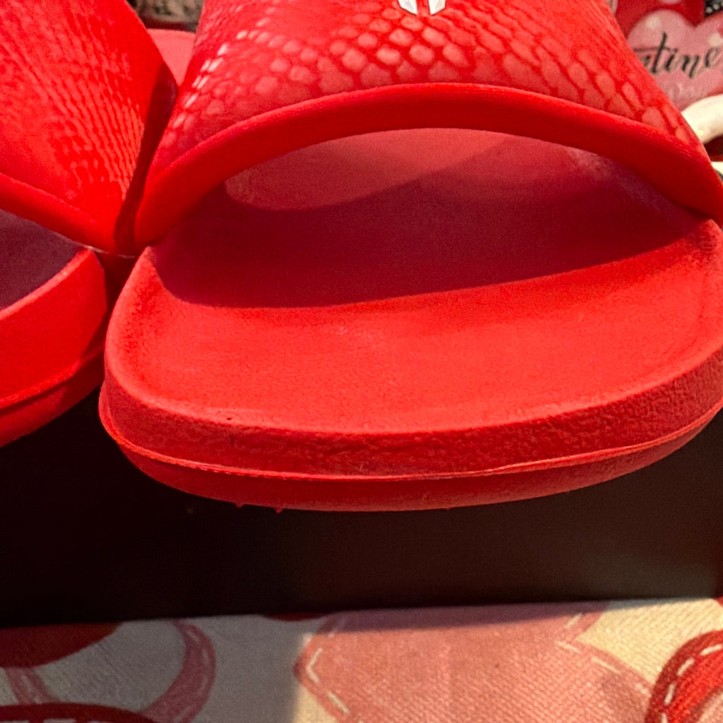 Kobe off court slides University Red
